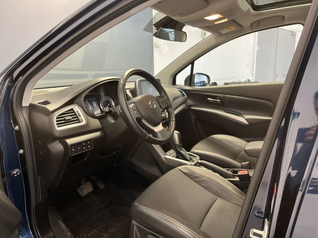 Suzuki S-Cross 2022 Sininen