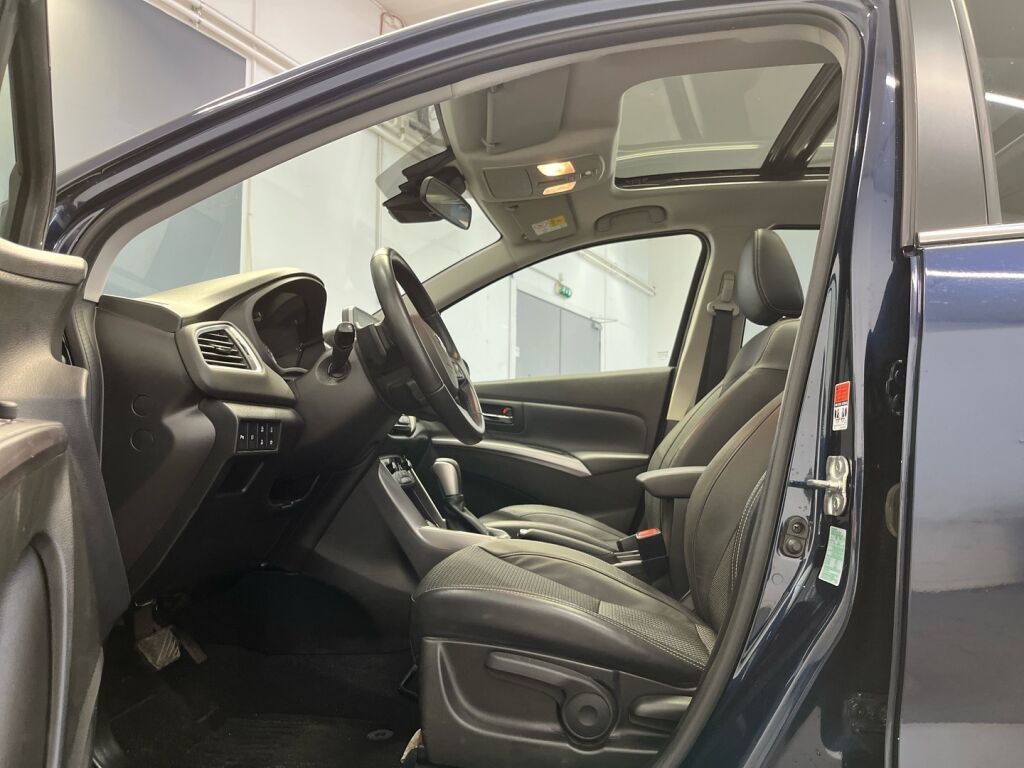Suzuki S-Cross 2022 Sininen