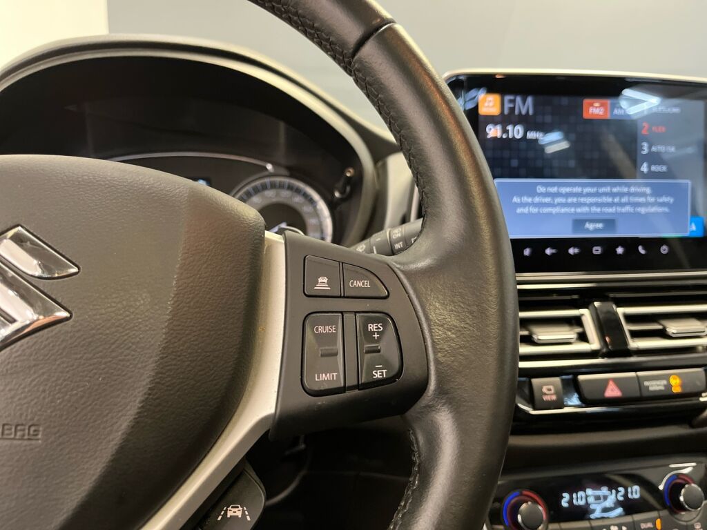 Suzuki S-Cross 2022 Sininen