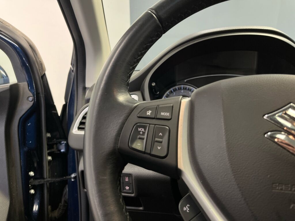 Suzuki S-Cross 2022 Sininen