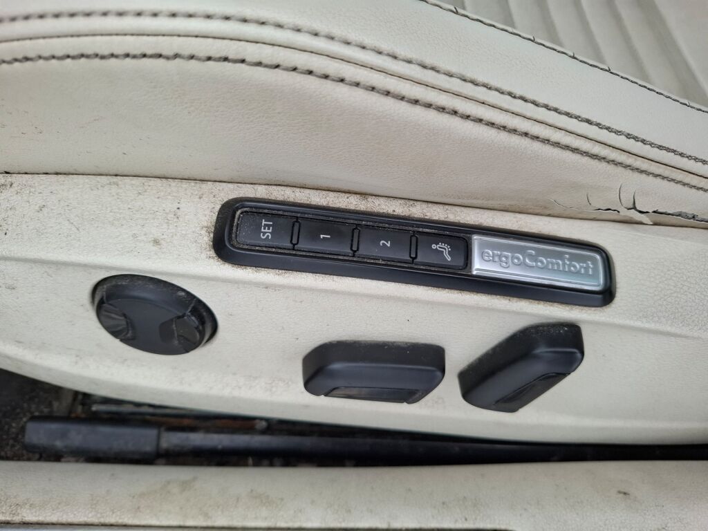 Volkswagen Passat 2015 Sininen