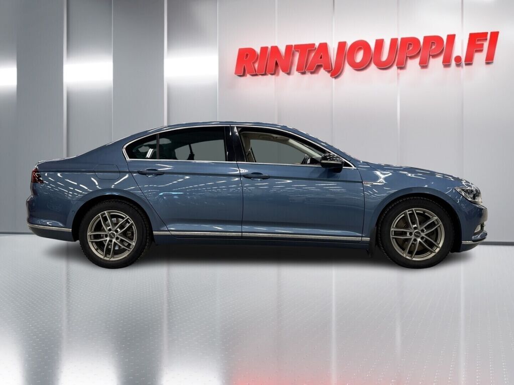 Volkswagen Passat 2015 Sininen