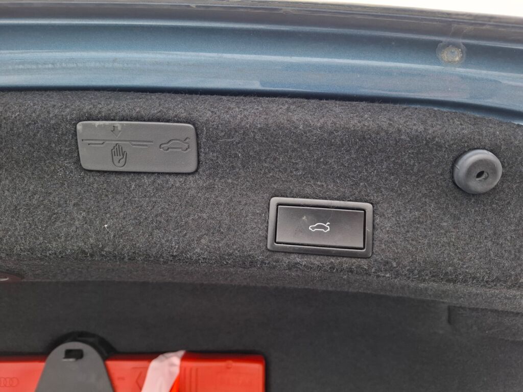 Volkswagen Passat 2015 Sininen