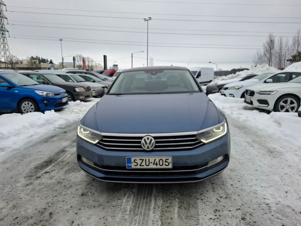 Volkswagen Passat 2015 Sininen