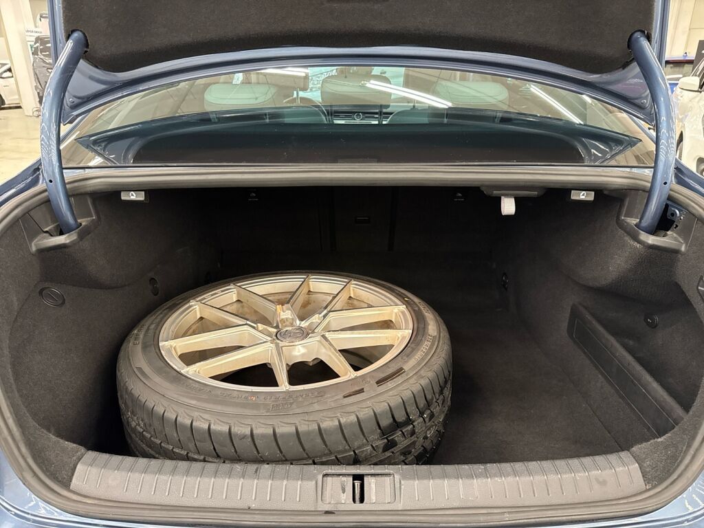 Volkswagen Passat 2015 Sininen