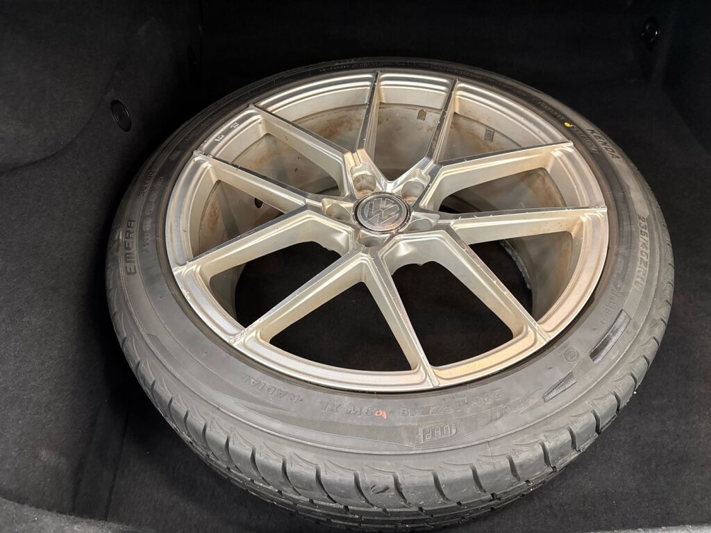 Volkswagen Passat 2015 Sininen