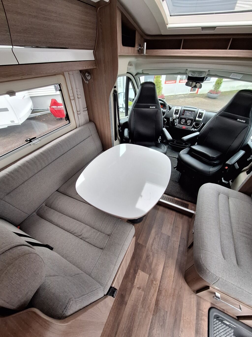 Kabe Travel Master Classic 740 LXL 2020 Valkoinen