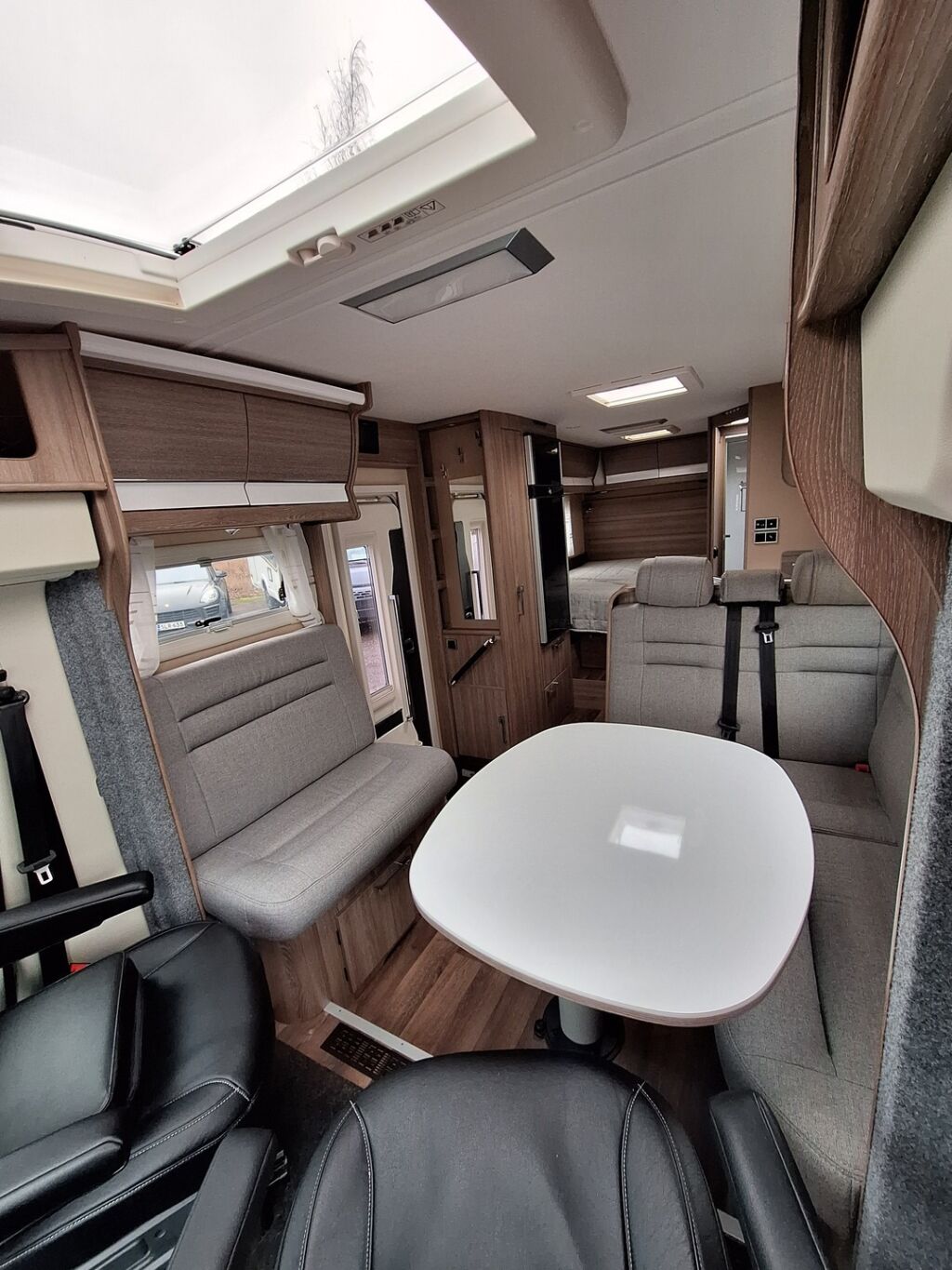 Kabe Travel Master Classic 740 LXL 2020 Valkoinen