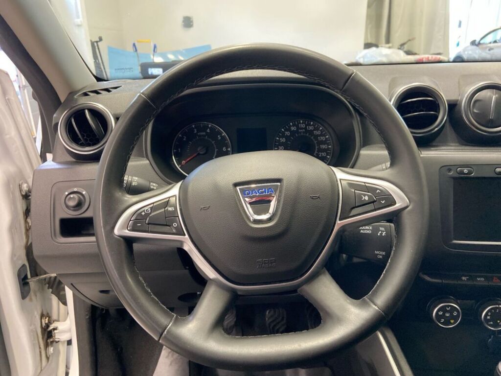 Dacia Duster 2020 Valkoinen