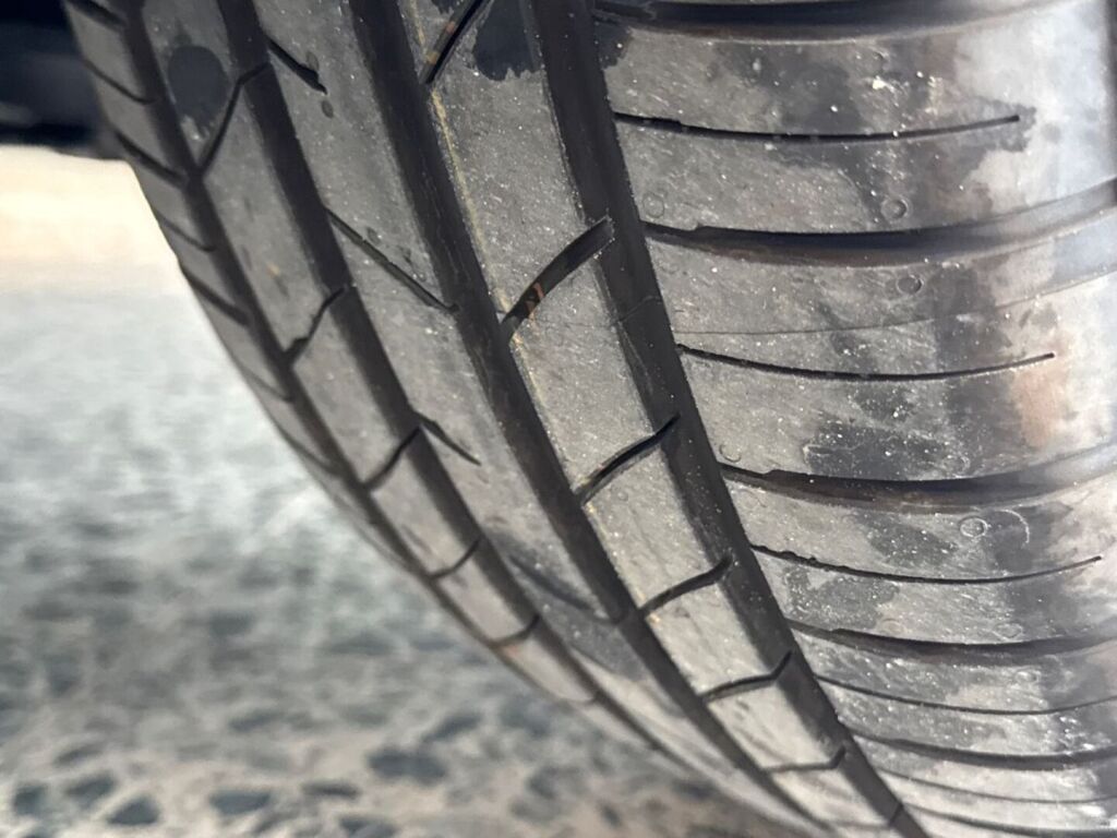 Kia K4 2026 Musta