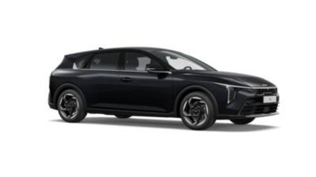 Kia K4 2026 Musta