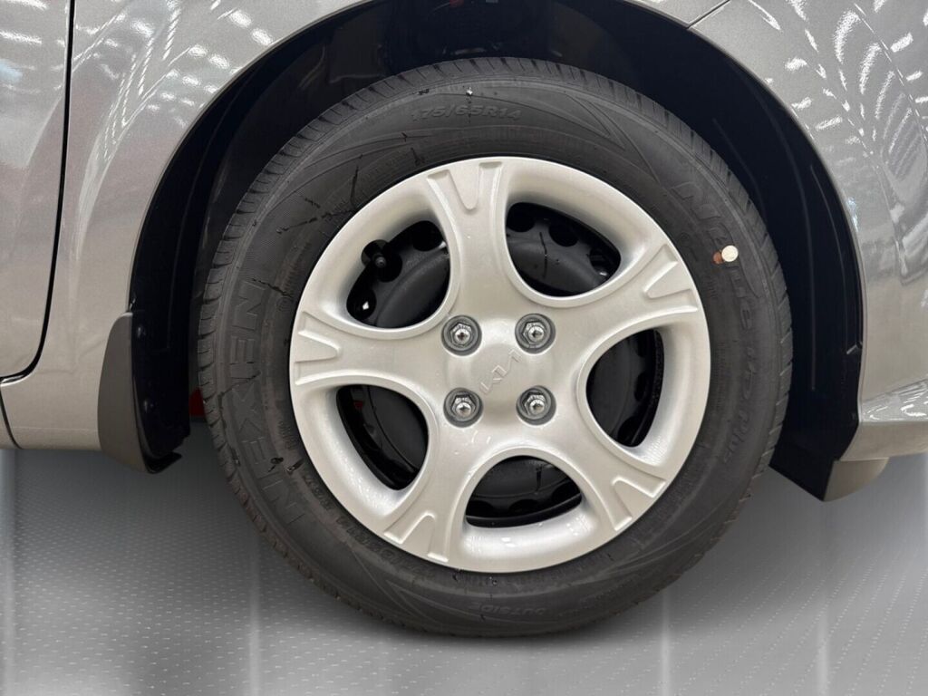 Kia Picanto 2027 Harmaa