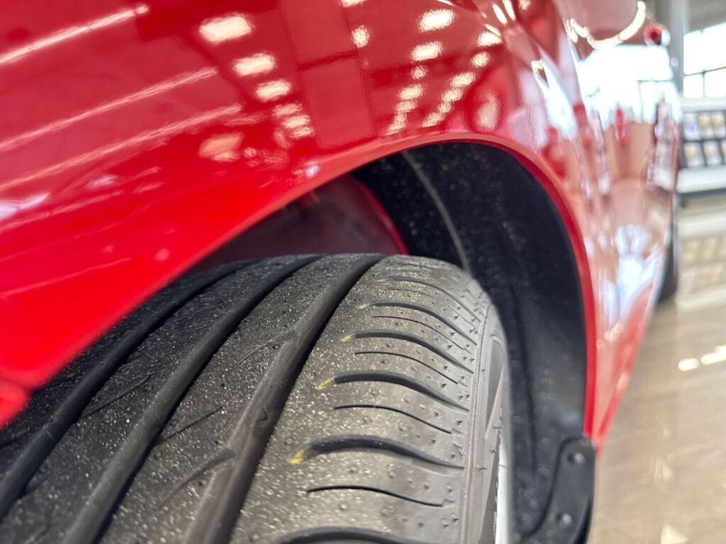Kia Picanto 2027 Punainen