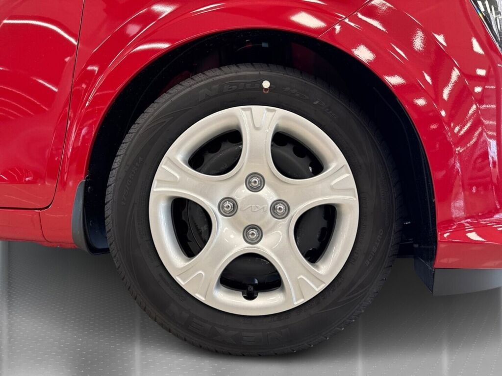 Kia Picanto 2027 Punainen