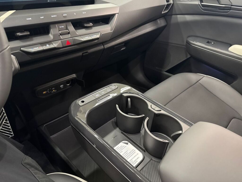 Kia EV5 2026 Sininen