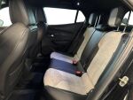 Peugeot e-2008 2021 Musta