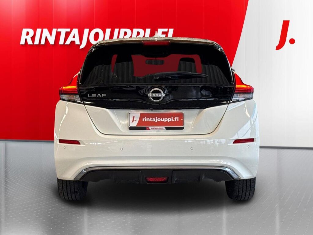 Nissan Leaf 2023 Valkoinen