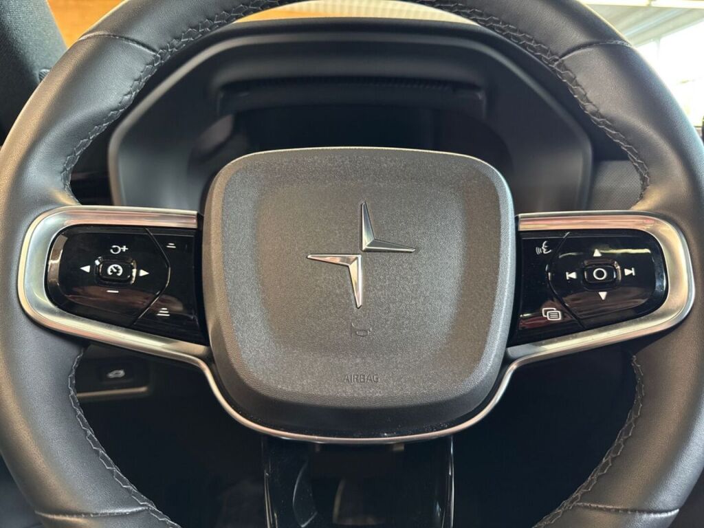 Polestar 2 2021 Harmaa