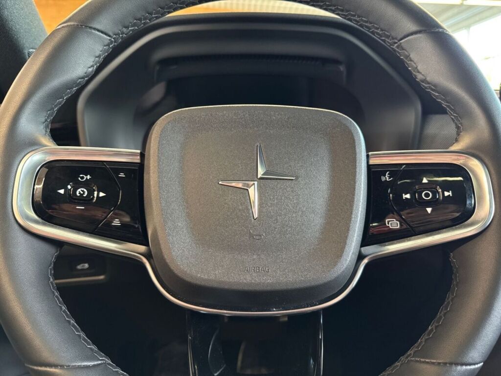 Polestar 2 2021 Harmaa