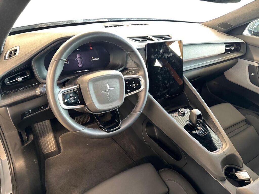 Polestar 2 2021 Harmaa