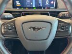 Ford Mustang Mach-E 2021 Punainen