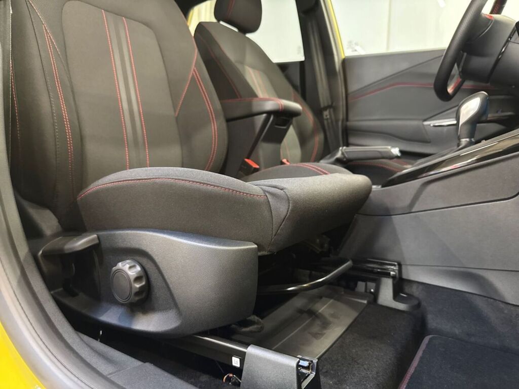 Ford Puma 2026 Keltainen