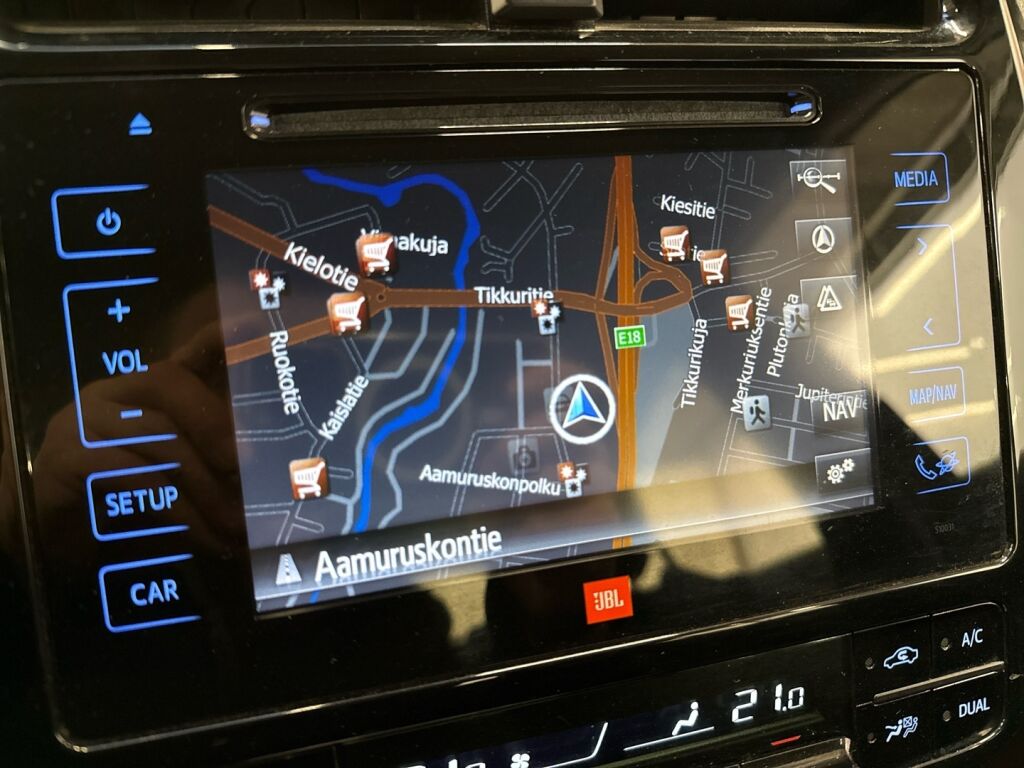 Toyota Prius 2020 Punainen