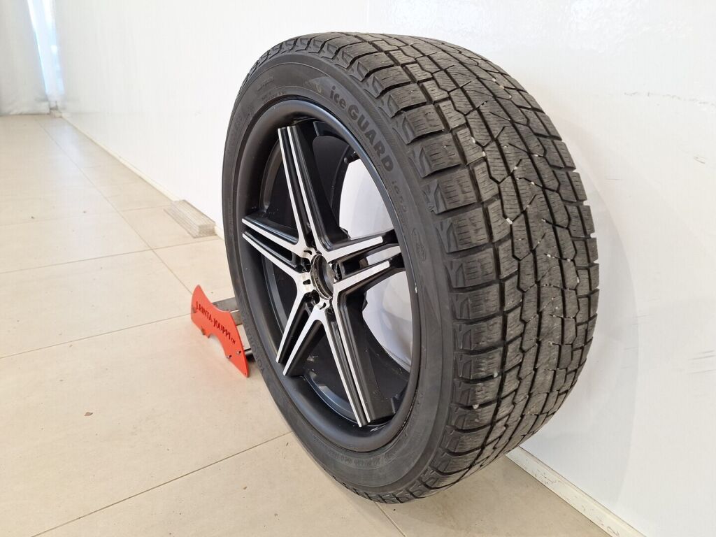 Mercedes-Benz GLK 2011 Musta