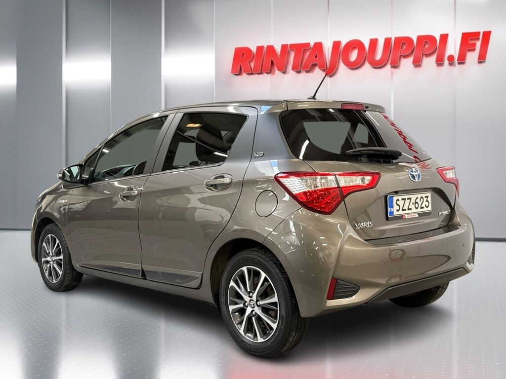 Toyota Yaris 2019 Harmaa