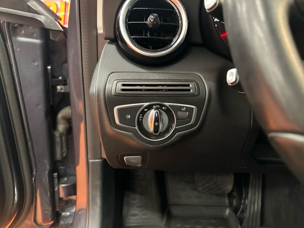 Mercedes-Benz C 2015 Harmaa