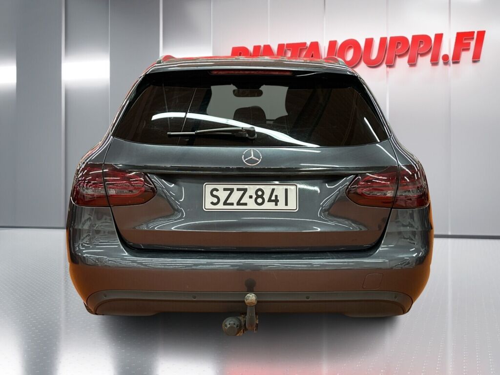 Mercedes-Benz C 2015 Harmaa