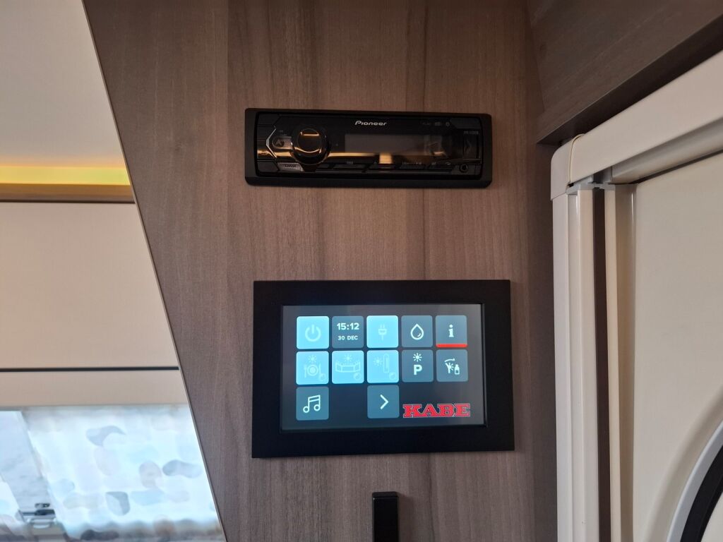 Kabe ESTATE 2026 Valkoinen