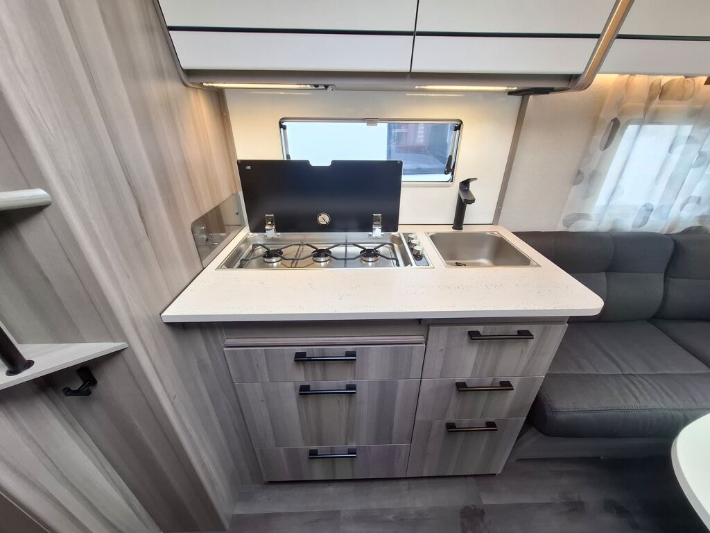 Kabe ESTATE 2026 Valkoinen