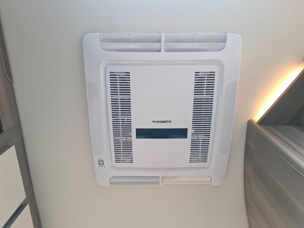 Kabe ESTATE 2026 Valkoinen