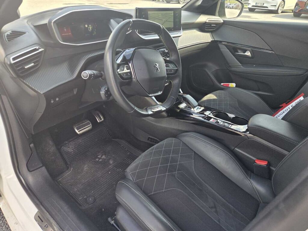 Peugeot e-208 2021 Valkoinen