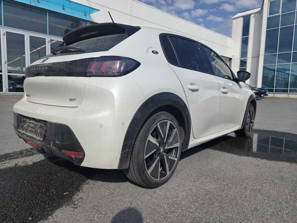 Peugeot e-208 2021 Valkoinen
