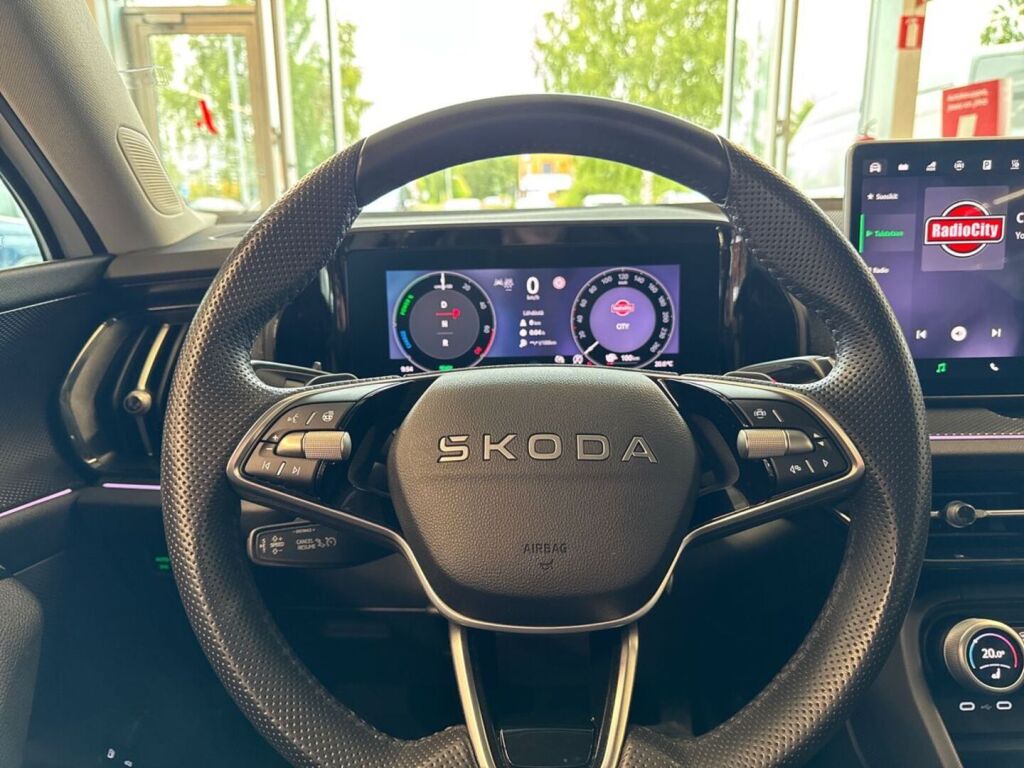 Skoda Kodiaq 2025 Valkoinen