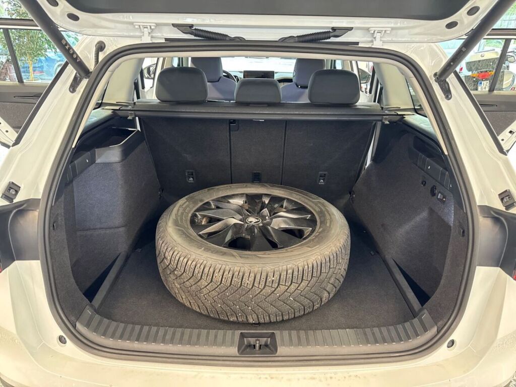 Skoda Kodiaq 2025 Valkoinen