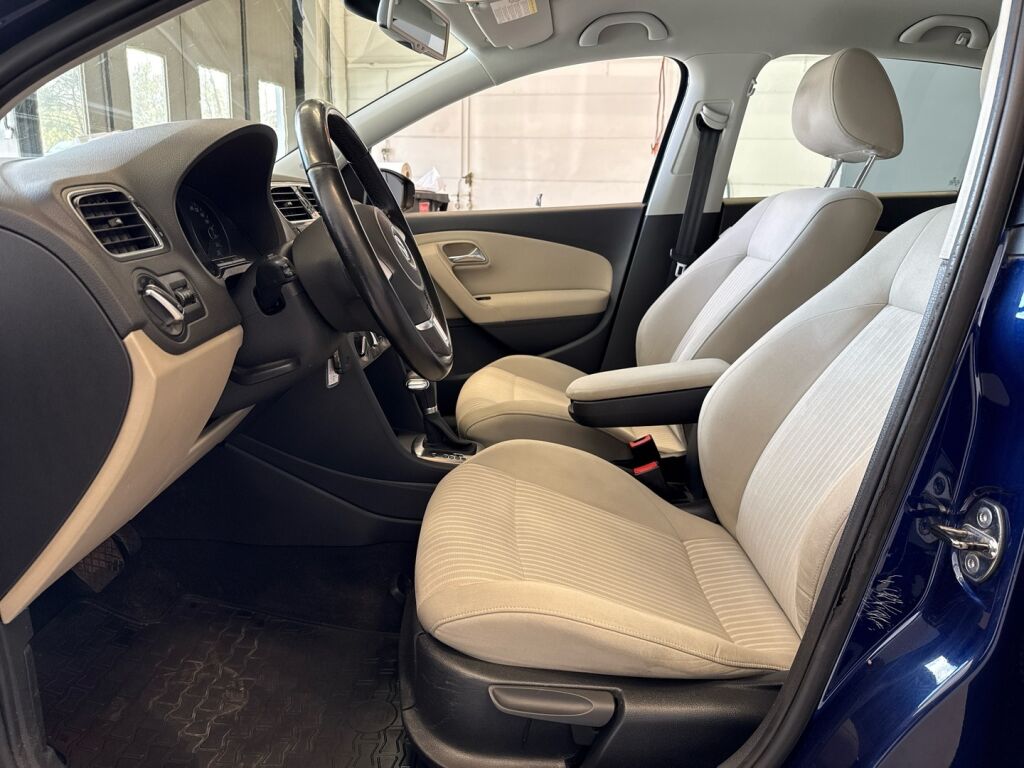 Volkswagen Polo 2010 Sininen