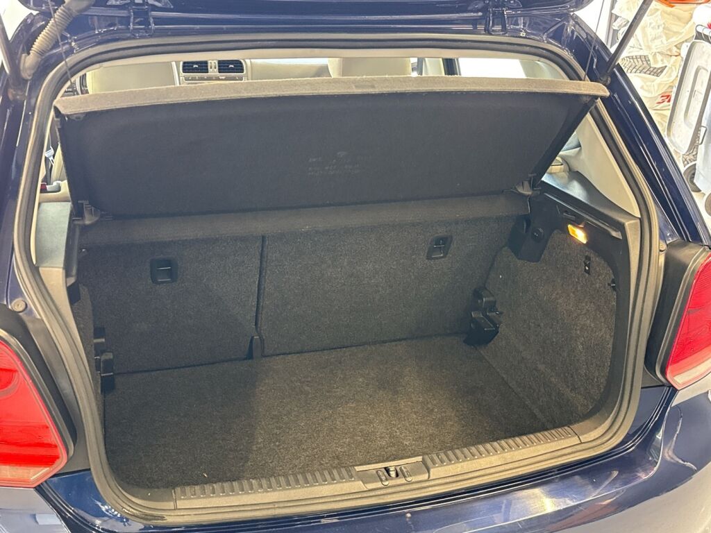 Volkswagen Polo 2010 Sininen