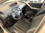 Toyota Yaris 2010 Hopea
