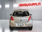 Toyota Yaris 2010 Hopea