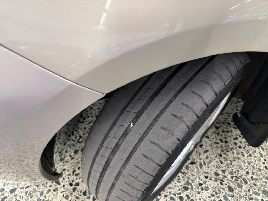 Toyota Yaris 2010 Hopea
