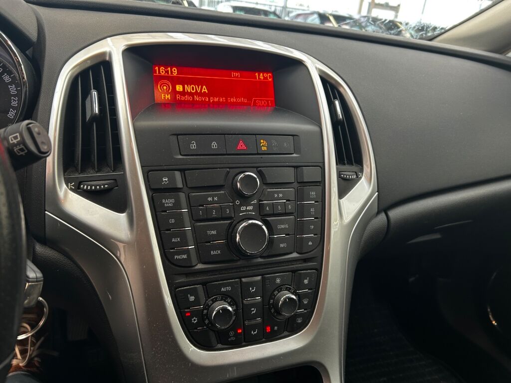 Opel Astra 2010 Ruskea (beige)