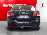 Toyota Avensis 2010 Violetti