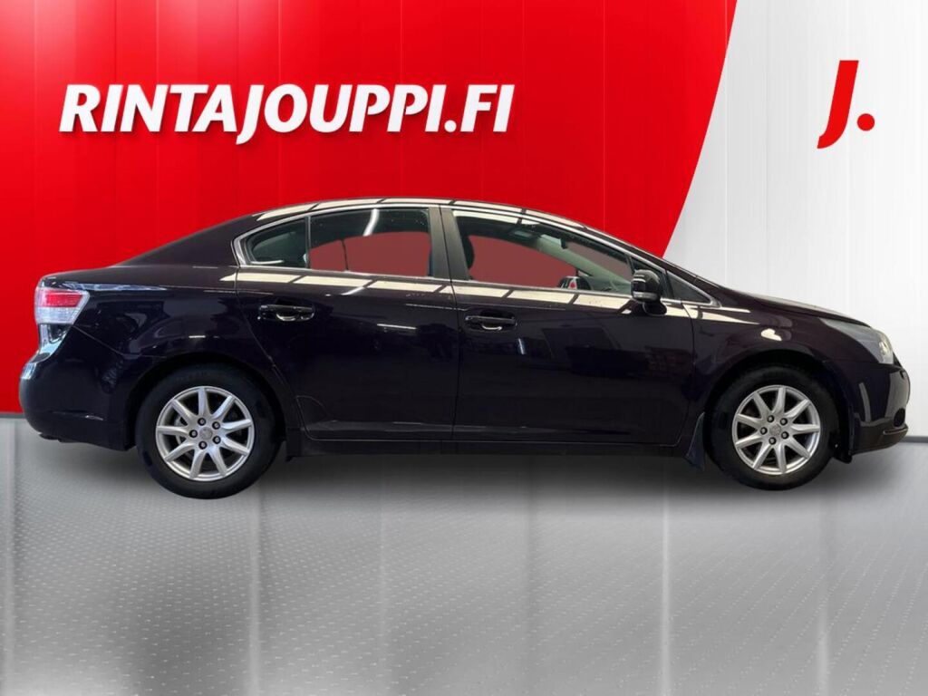 Toyota Avensis 2010 Violetti