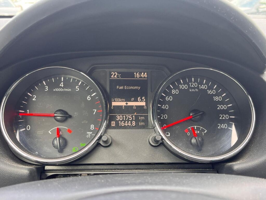 Nissan Qashqai 2010 Harmaa