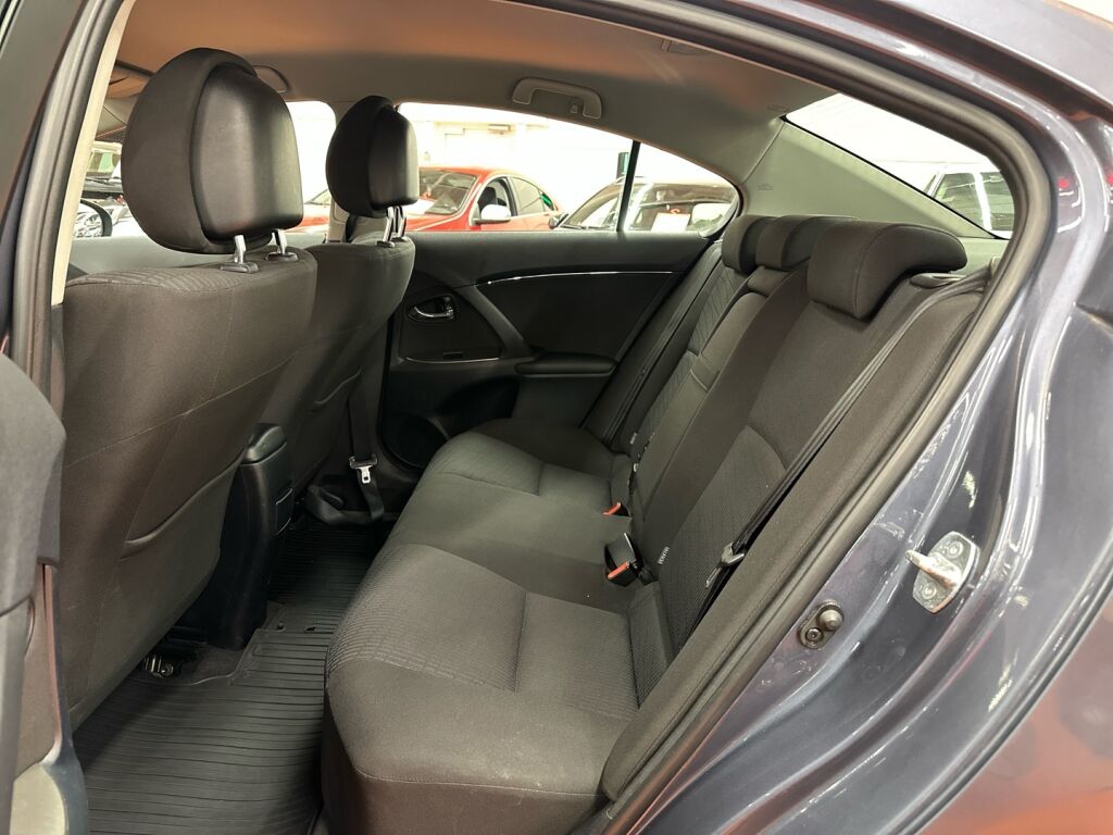 Toyota Avensis 2010 Sininen