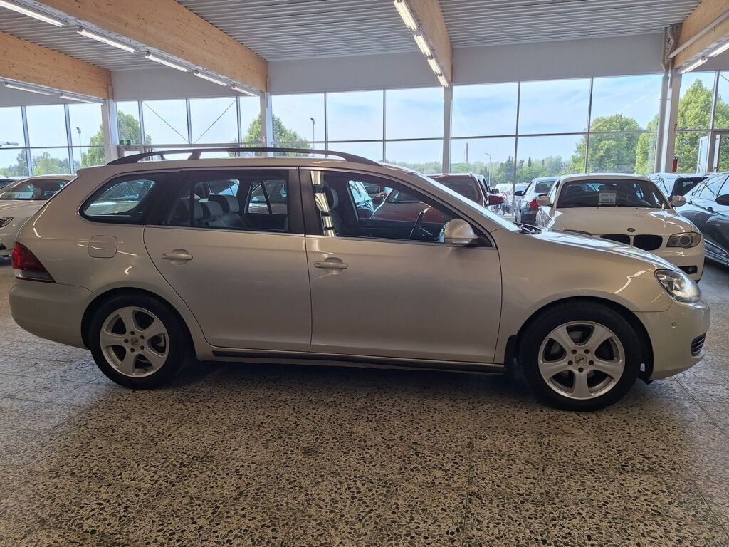 Volkswagen Golf 2010 Hopea