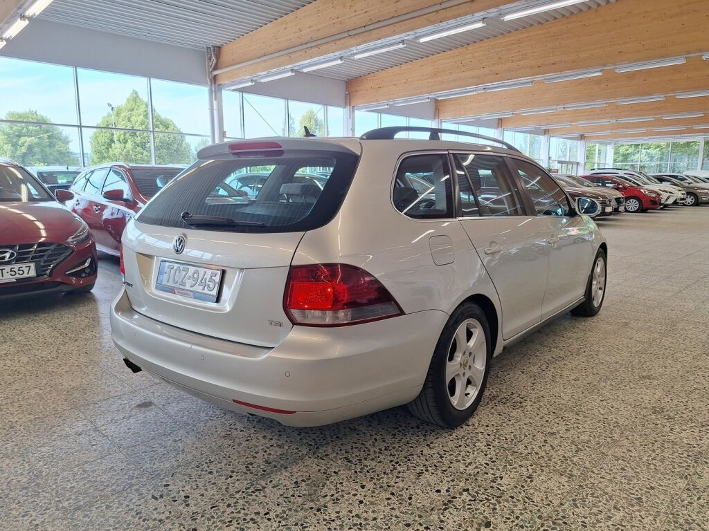 Volkswagen Golf 2010 Hopea